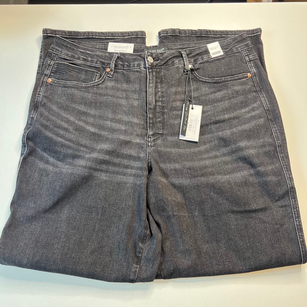 Judy Blue NWT Jeans 22W High Rise Tummy Control Straight Fit Black Denim Stretch - Picture 12 of 15